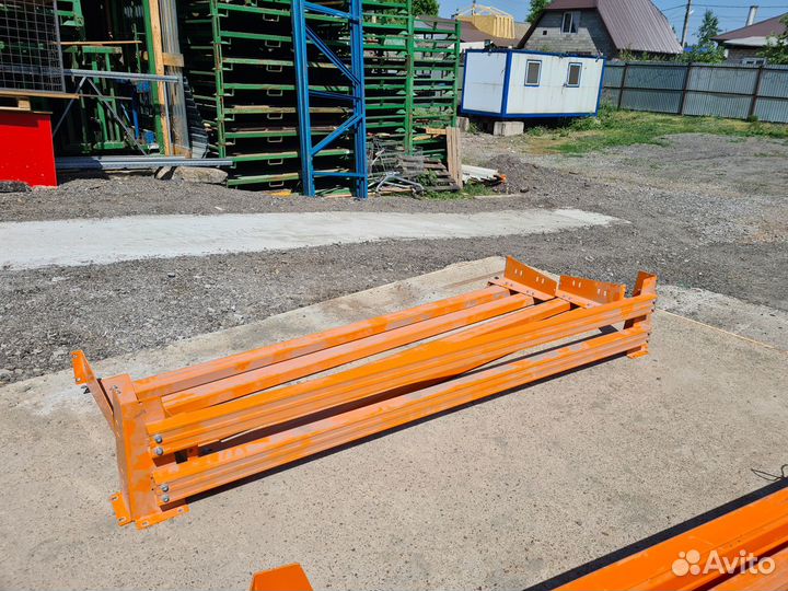 Защита стойка фронтальных стеллажей