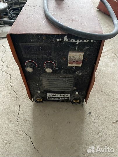 Сварочный инвертор Сварог ARC 250 R112