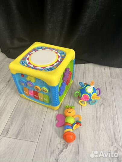 Развивающие игрушки пакетом