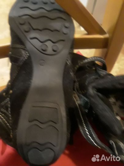 Ботинки женские 39 размер