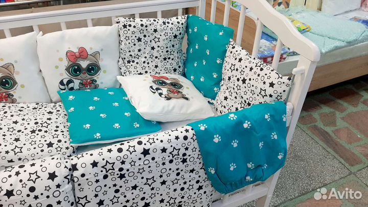 Набор постельного в детскую кроватку (новый)