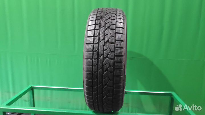 Kumho I'Zen RV Asymmetric 225/60 R18 104H