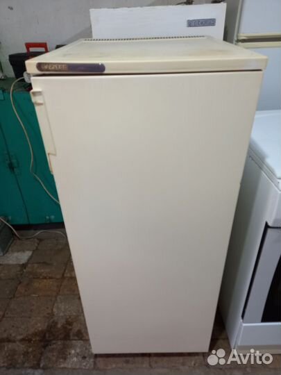 Минихолодильник Саратов 115см