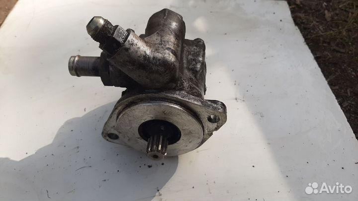 Насос гур detroit 14