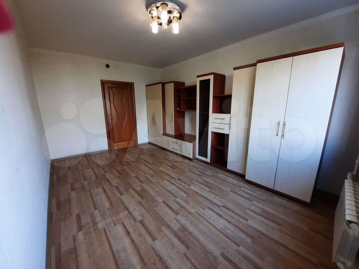 4-к. квартира, 92 м², 5/9 эт.