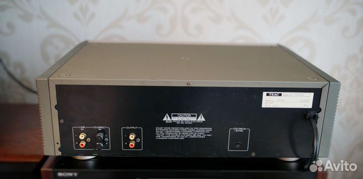 Teac V-8000S