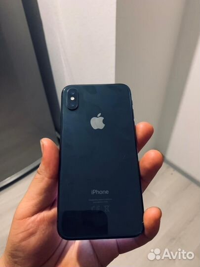 Телефон iPhone 10