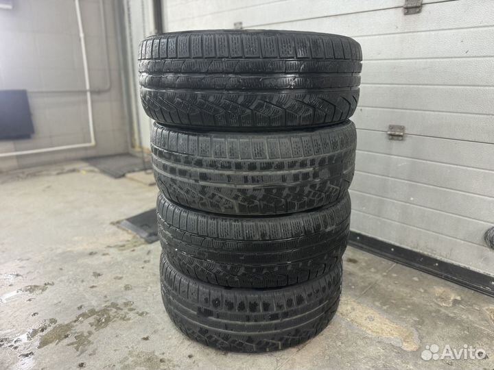 Pirelli Winter Sottozero 235/50 R19 103H