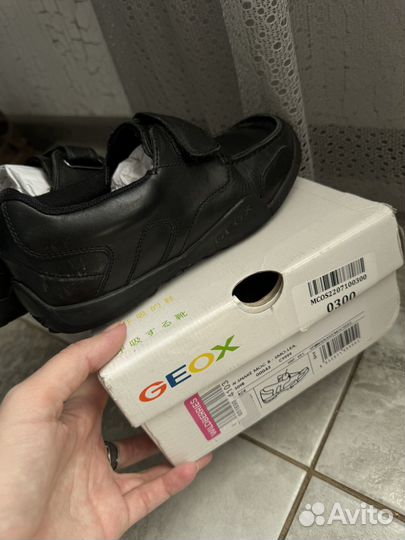 Мокасины geox 33 для мальчика школьные