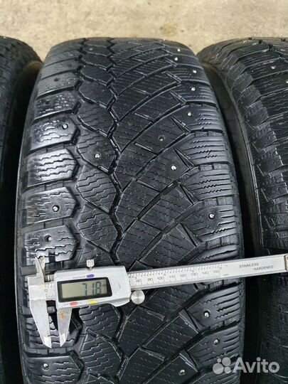 Gislaved Nord Frost 200 SUV 235/65 R17 108T