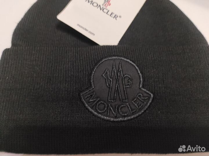 Шапка moncler зимния