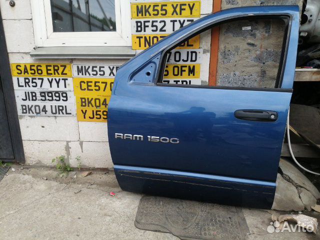 Дверь передняя левая Dodge Ram EZB 2005