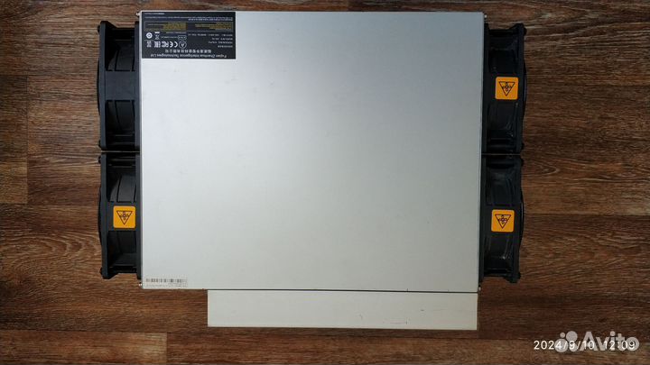 Майнер antminer S19 PRO