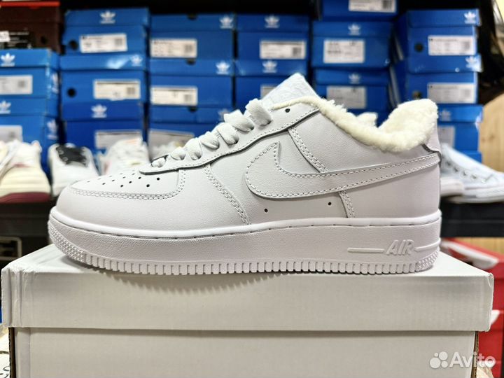 Кроссовки Nike Air Force на меху