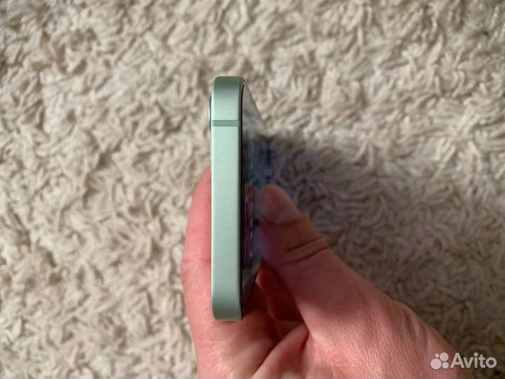 Телефон iPhone 12 mini