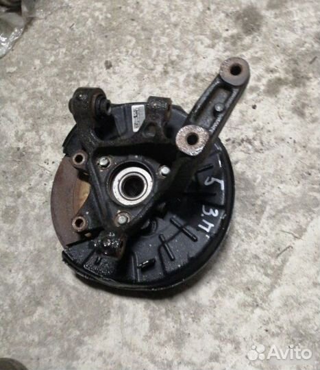 Кулак задний правый Kia Seltos