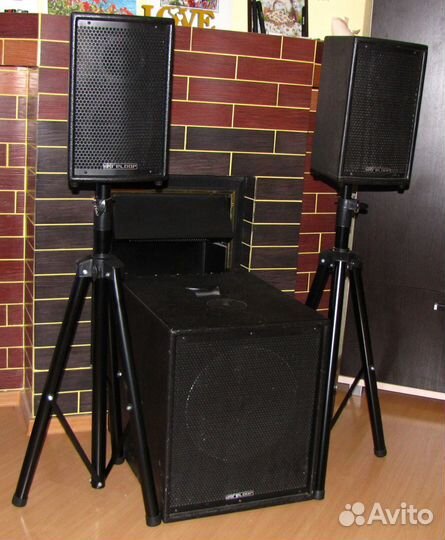 Колонки активный Сабвуфер 700W 3ш Reloop Стойки 2ш