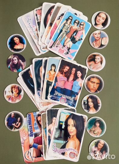 Зачарованные фишки календарики наклейки