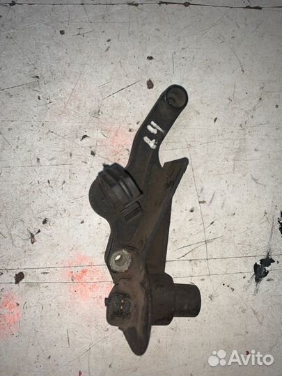 Датчик положения коленвала Citroen C3 KFV