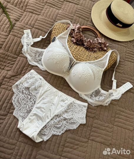 Комплект нижнего белья