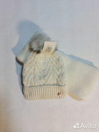 Шапка женская вязаная