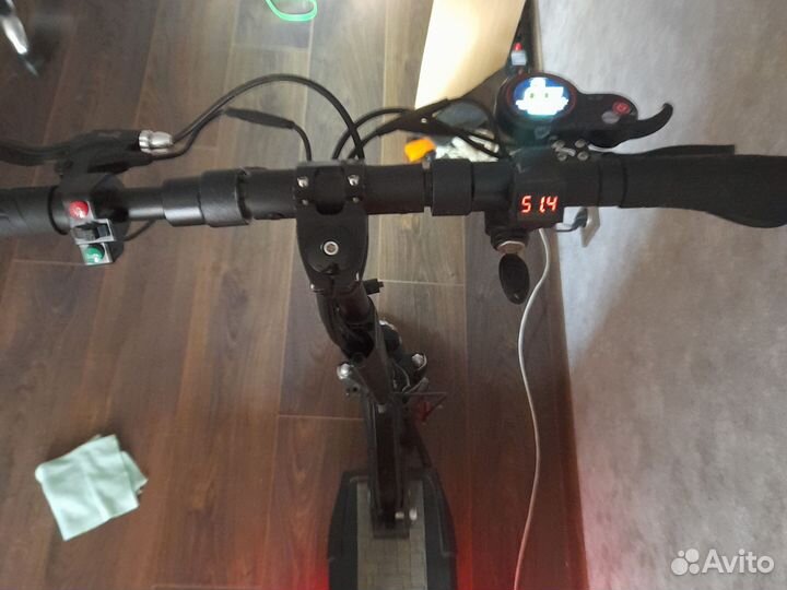 Самокат взрослый электрический бу