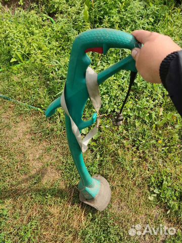 Электротриммер для покоса травы