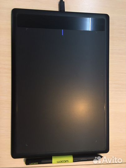 One by wacom CTL-671