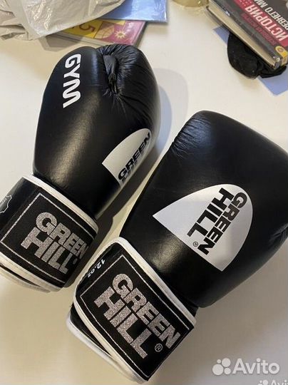 Боксерские перчатки 12 oz