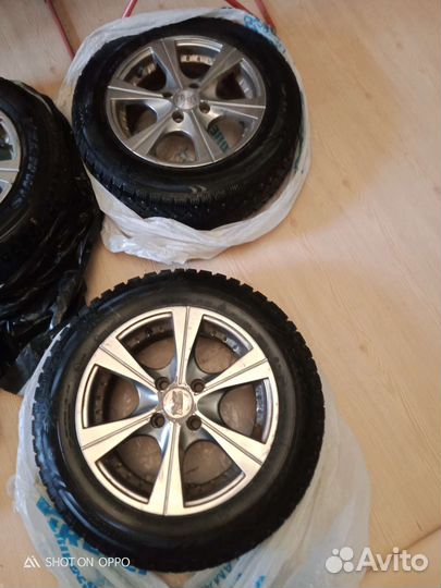 Kumho I'Zen Wis KW19 175/65 R14