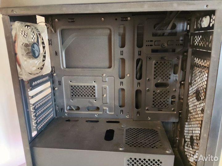 Корпус для пк с 4мя кулерами