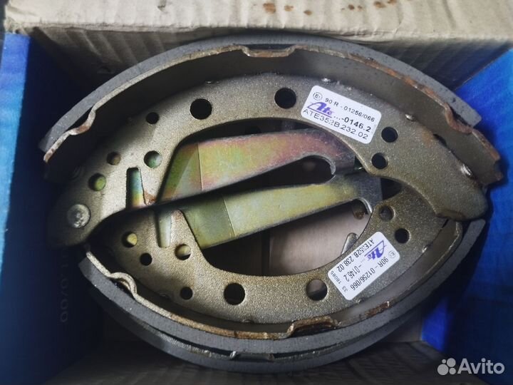 Колодки, шаровые audi 80 VW Passat B3