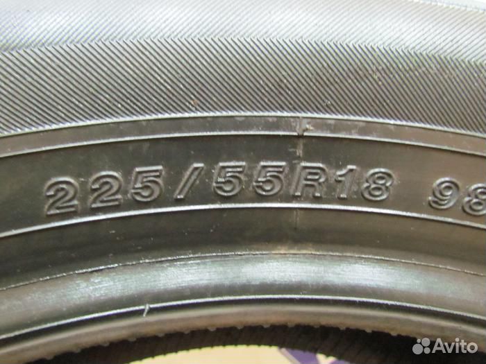 Yokohama dB Decibel E70 225/55 R18 81H