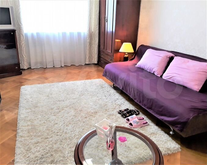 Комната 19 м² в 3-к., 1/9 эт.
