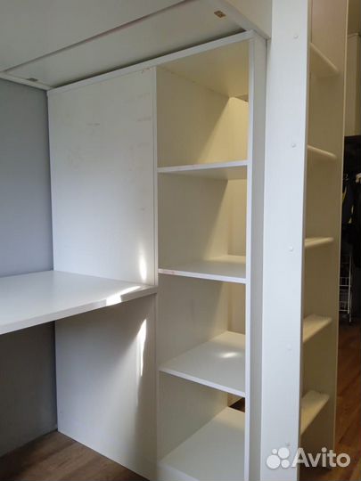 Кровать чердак со столом и шкафом бу