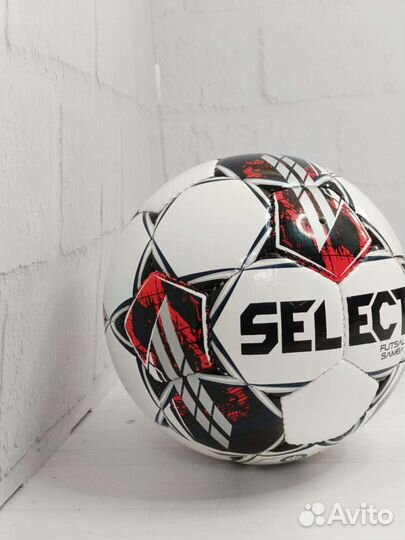 Футбольный мяч