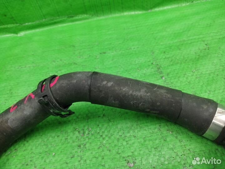 Патрубок системы охлаждения Touareg/Audi Q7