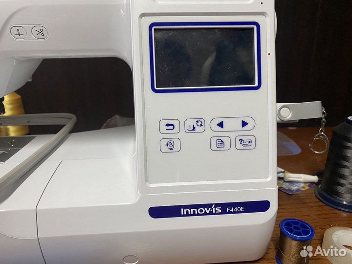 Вышивальная машина Brother Innov-is F440E