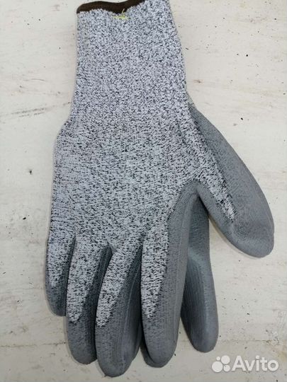 Кевларовые перчатки