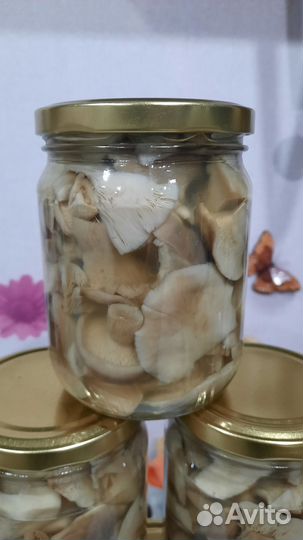 Грибы маринованные