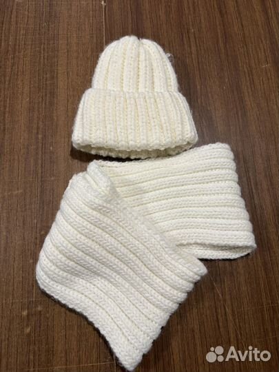 Шапка женская и шарф