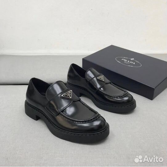 Лоферы мужские Prada