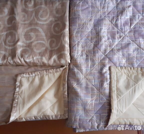 Подушки, одеяла, покрывало