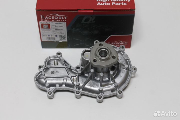 Помпа водяной насос Seat 3.0TDI 059121008J