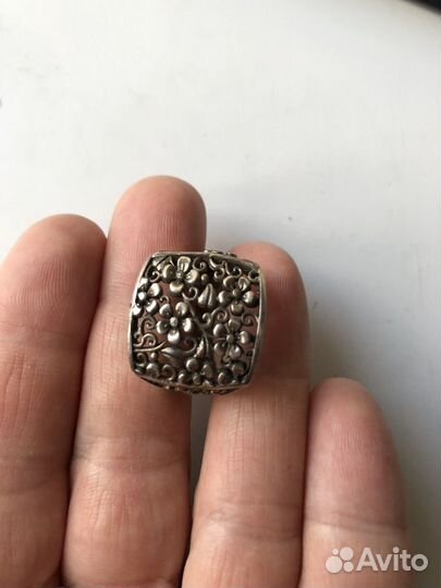 Серебряное кольцо женское р.17