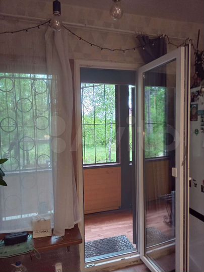 2-к. квартира, 55 м², 1/2 эт.