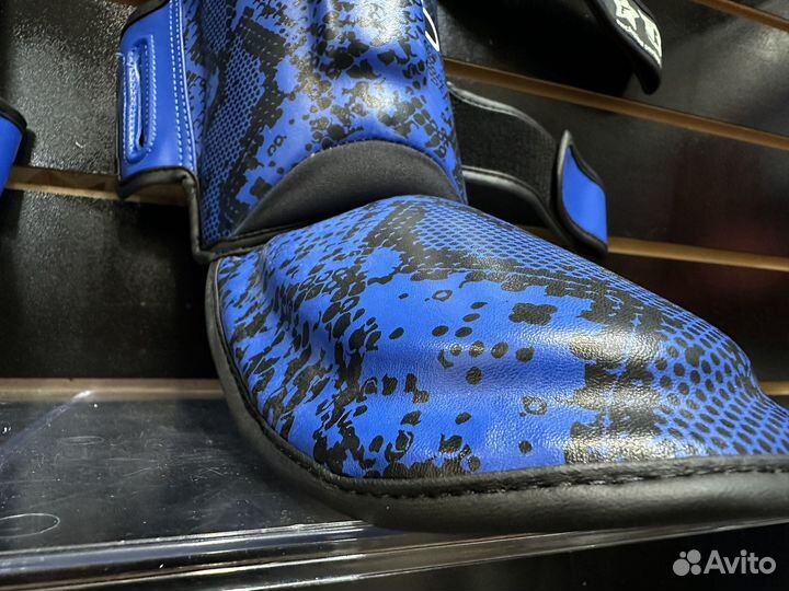 Усиленные щитки Fairtex