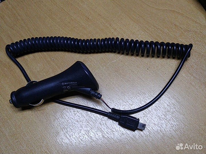 Зарядное устройство для прикуривателя Motorola с в