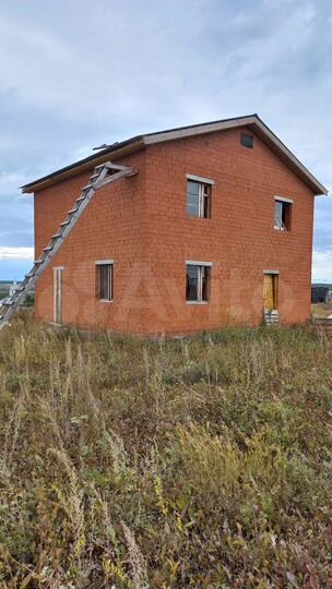 Дом 140 м² на участке 8 сот.