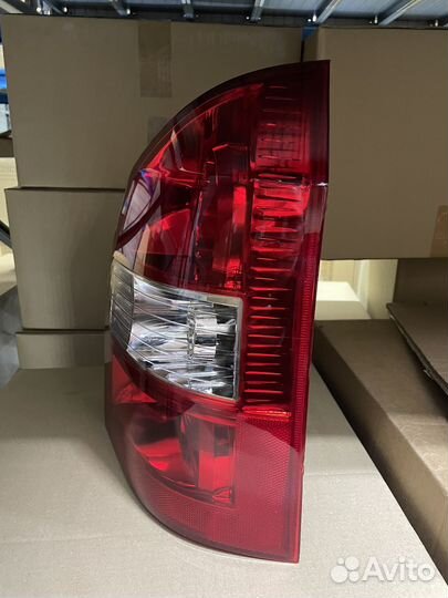 Фонарь задний правый hyundai tucson 04-09